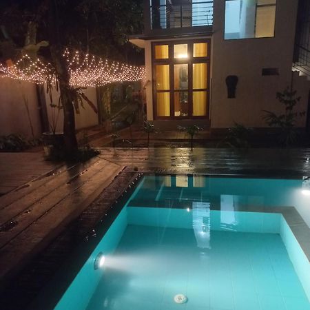 White House Green Home 高尔 外观 照片